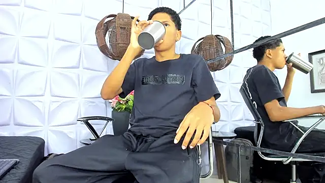 AndySinss online show from April 15, 2026, 10:54 am