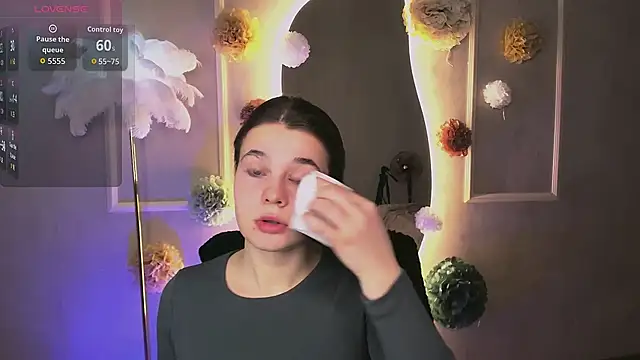 Kacey Love online show from April 10, 2026, 1:51 pm