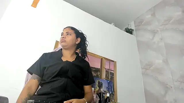 EllyBloom online show from July 16, 2026, 1:30 pm