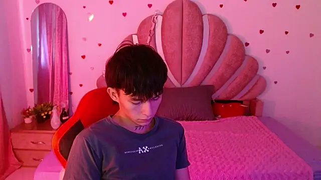 Marco fox723 online show from April 16, 2026, 5:36 pm