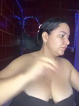 Fresita-12 online show from June 5, 2026, 6:52 am