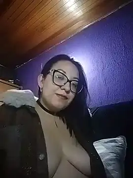 Samanta dreak online show from April 16, 2026, 2:23 am