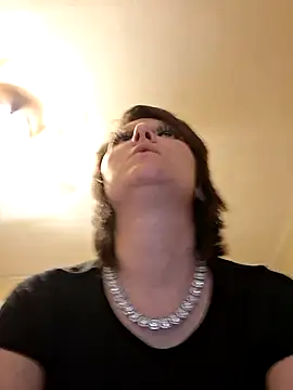 Mijaaaa12121 online show from April 17, 2026, 1:41 am