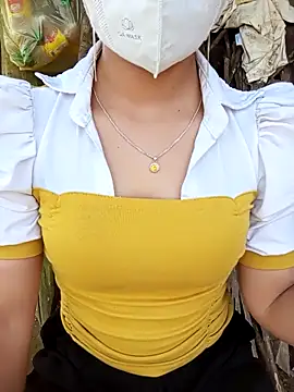 minachao121 online show from April 5, 2026, 9:16 am