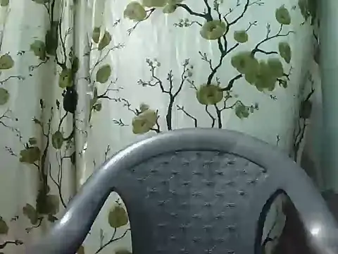 cute sezal online show from April 15, 2026, 6:19 am