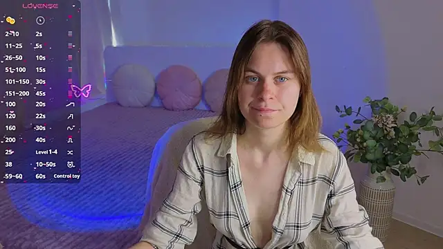 Nikkyy reed online show from July 6, 2026, 5:58 am