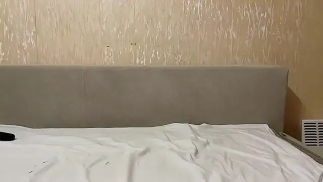 40000usd online show from April 16, 2026, 9:39 pm