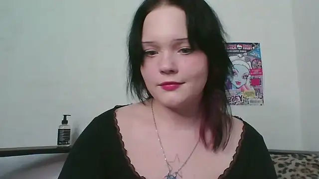 abbey-BAT online show from April 22, 2026, 7:31 pm