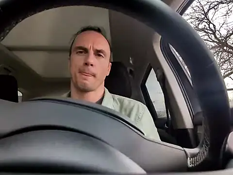 SemoLeo22 online show from April 16, 2026, 7:58 pm