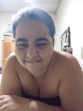Golositadeamor online show from June 13, 2026, 6:33 am
