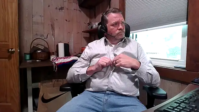 Snapshot of JJ_CONN78 chatting on May 21, 2026, 2:36 pm JJ CONN78 online show from May 21, 2026, 2:36 pm