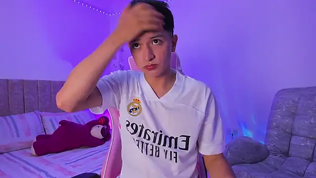 SaNti ll online show from April 8, 2026, 2:24 am