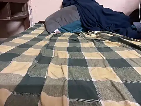 ayaan sanger online show from April 10, 2026, 10:44 am