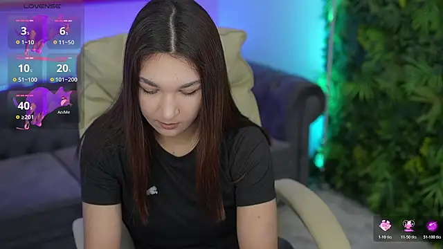 ViolettStar  online show from April 18, 2026, 9:11 am