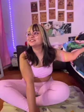 ZoeyDoll  online show from April 10, 2026, 12:45 pm