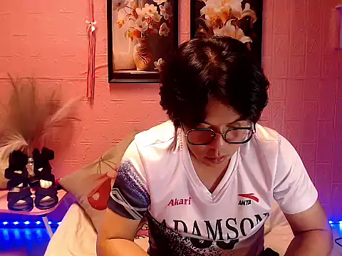 Snapshot of akiramoore chatting on May 17, 2026, 4:56 am akiramoore online show from May 17, 2026, 4:56 am
