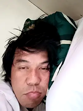 Snapshot of akiramoore chatting on May 23, 2026, 5:28 am akiramoore online show from May 23, 2026, 5:28 am