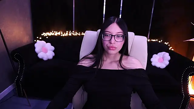 SsoftAura online show from April 23, 2026, 12:51 pm