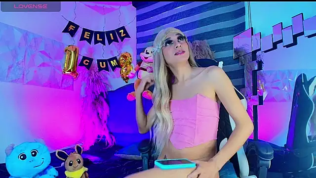 Jesica tan online show from June 9, 2026, 10:22 pm