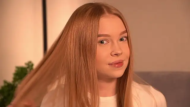 Distiavi online show from April 16, 2026, 9:39 pm