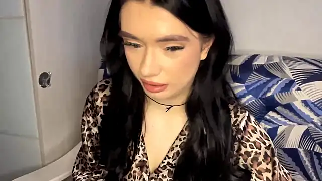 RenataBrought online show from April 11, 2026, 3:27 pm