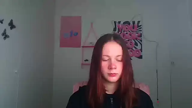 DarkSakuraa online show from April 12, 2026, 5:11 am