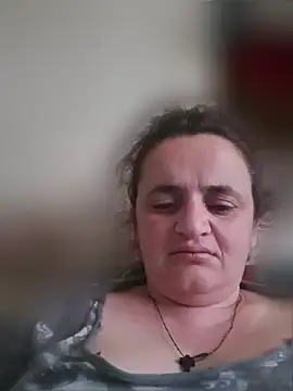 AnabelBexley online show from April 17, 2026, 2:47 am