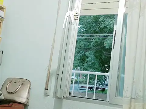 MojaditPussy online show from July 16, 2026, 4:53 am