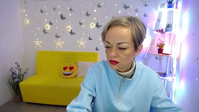 NikaMayu online show from April 25, 2026, 8:50 am