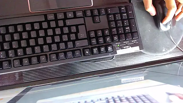 jessika pearl online show from April 13, 2026, 1:48 pm