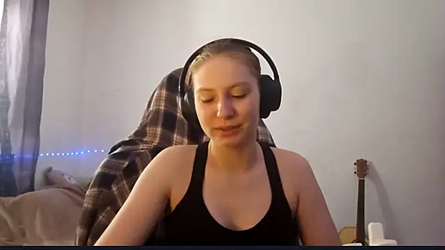 WesleyFrohling online show from April 12, 2026, 6:16 am