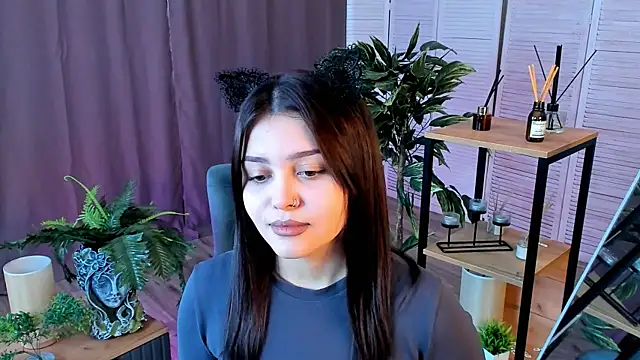 MarianneAuvil online show from April 11, 2026, 4:09 am