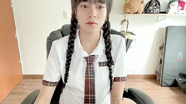  Oxxme online show from June 1, 2026, 3:44 pm