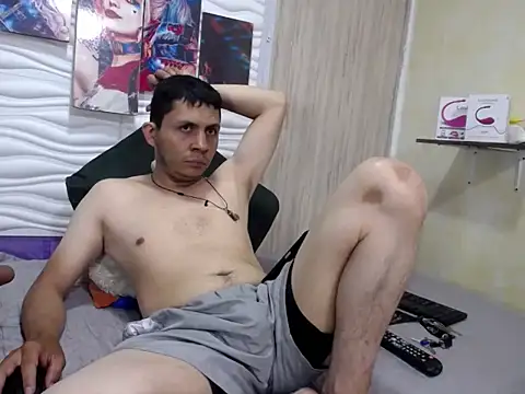 romeojupi online show from April 13, 2026, 12:03 am