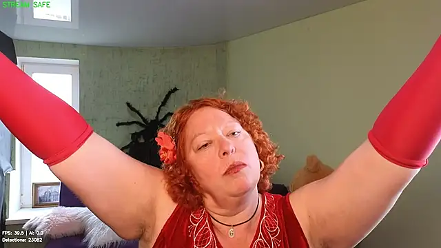 Snapshot of Fara_Flutte chatting on July 18, 2026, 10:24 am Fara Flutte online show from July 18, 2026, 10:24 am