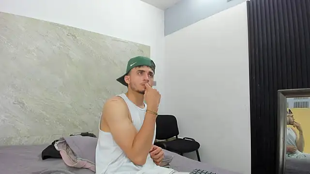 James-06 online show from June 3, 2026, 3:40 am
