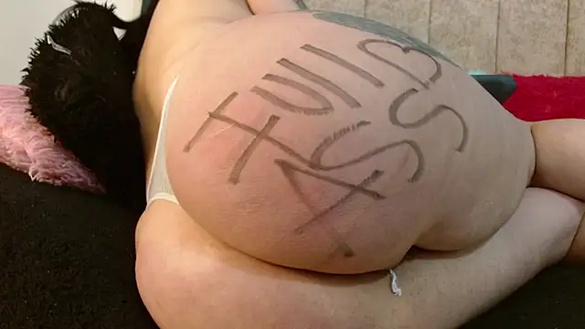 Melanie Slut nasty online show from May 6, 2026, 9:08 pm