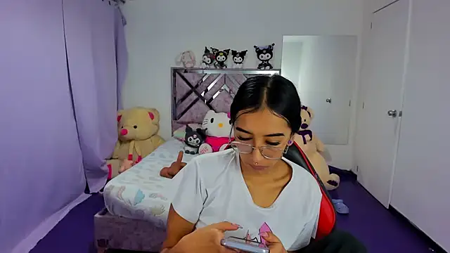 Snapshot of valery_taylor_1 chatting on July 22, 2026, 3:41 am valery taylor 1 online show from July 22, 2026, 3:41 am