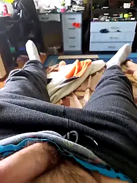 Snapshot of zsolt1910 chatting on May 1, 2026, 12:54 pm zsolt1910 online show from May 1, 2026, 12:54 pm