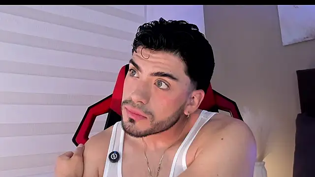 Alexander Diazz online show from April 15, 2026, 1:59 pm