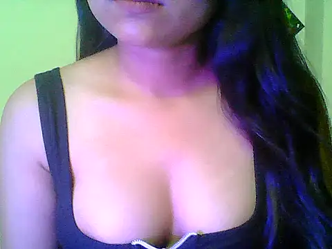 Snapshot of Saxy_Mony002 chatting on June 10, 2026, 7:09 am Saxy Mony002 online show from June 10, 2026, 7:09 am