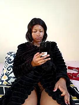 EbonySexySlimxxx online show from May 29, 2026, 8:09 am