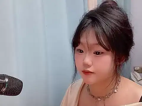 Lilababy00 online show from April 10, 2026, 1:01 am