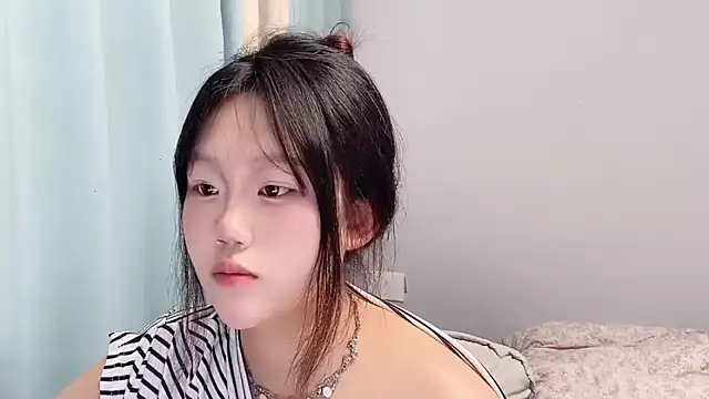 Lilababy00 online show from April 17, 2026, 2:09 pm