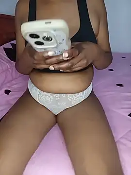 MsCutie online show from April 10, 2026, 9:22 pm