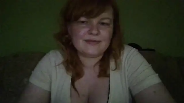 KrisryOxNikss online show from April 12, 2026, 4:10 pm