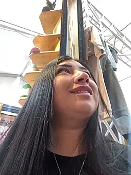 mariana-0306 online show from April 15, 2026, 5:17 pm