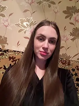 AlinaLove3213 online show from May 29, 2026, 8:26 pm