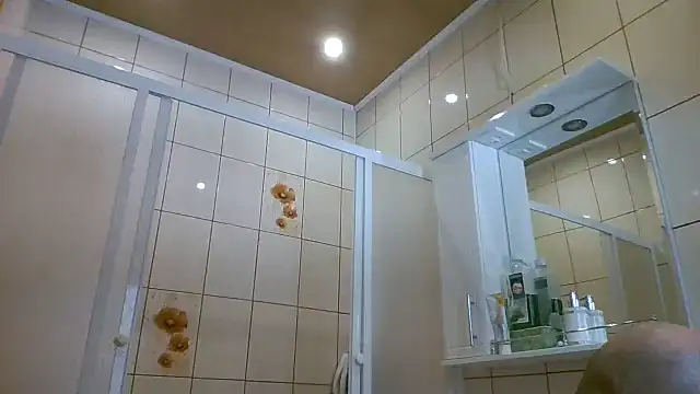 Snapshot of Luceriusbigass chatting on February 2, 2025, 11:07 am Luceriusbigass online show from February 2, 2025, 11:07 am