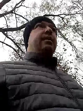 Snapshot of Luceriusbigass chatting on October 30, 2025, 6:44 am Luceriusbigass online show from October 30, 2025, 6:44 am